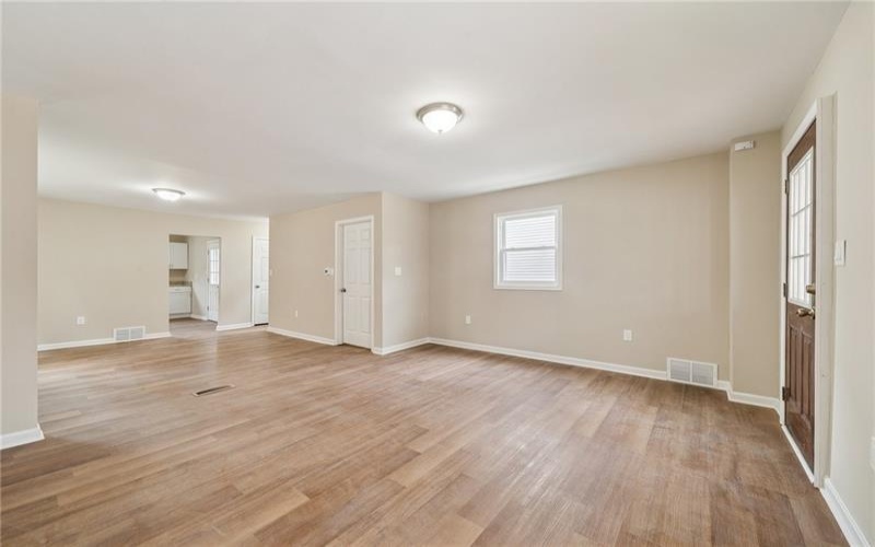 326 Mckinley Ave, East Vandergrift, 15629, 3 Bedrooms Bedrooms, ,1 BathroomBathrooms,Residential,For Sale,Mckinley Ave,1695613