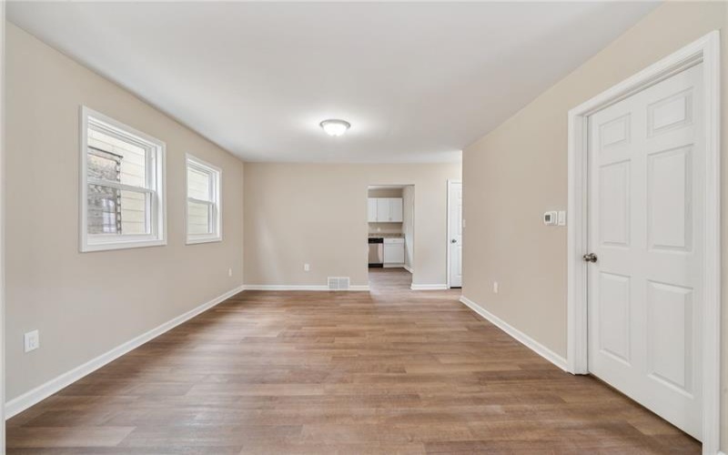 326 Mckinley Ave, East Vandergrift, 15629, 3 Bedrooms Bedrooms, ,1 BathroomBathrooms,Residential,For Sale,Mckinley Ave,1695613
