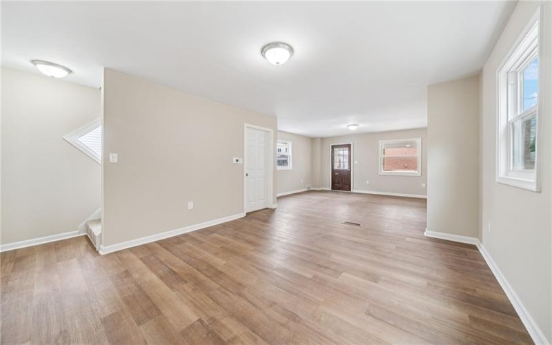 326 Mckinley Ave, East Vandergrift, 15629, 3 Bedrooms Bedrooms, ,1 BathroomBathrooms,Residential,For Sale,Mckinley Ave,1695613