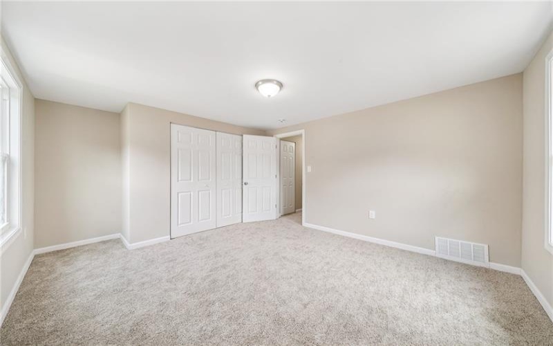 326 Mckinley Ave, East Vandergrift, 15629, 3 Bedrooms Bedrooms, ,1 BathroomBathrooms,Residential,For Sale,Mckinley Ave,1695613
