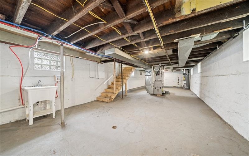 326 Mckinley Ave, East Vandergrift, 15629, 3 Bedrooms Bedrooms, ,1 BathroomBathrooms,Residential,For Sale,Mckinley Ave,1695613