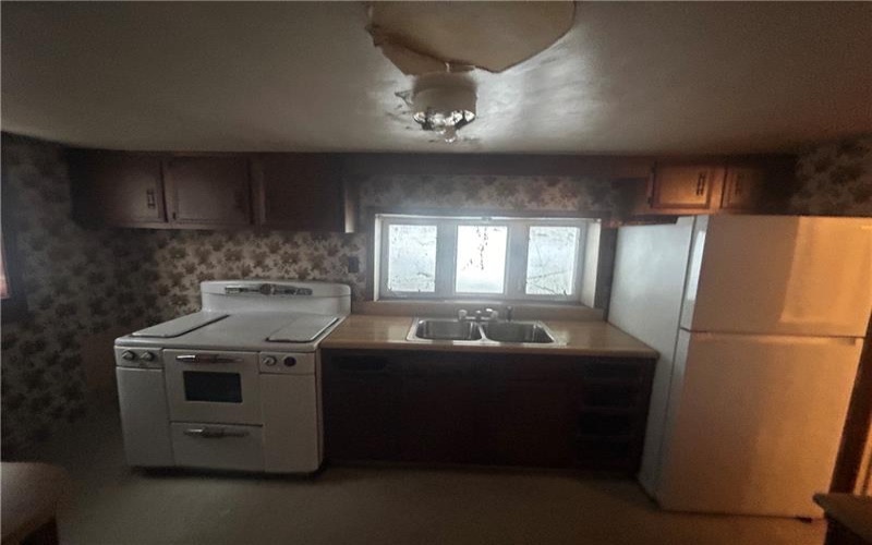 2127 980 Rd, Mc Donald, 15057, 2 Bedrooms Bedrooms, ,1 BathroomBathrooms,Residential,For Sale,980 Rd,1688826