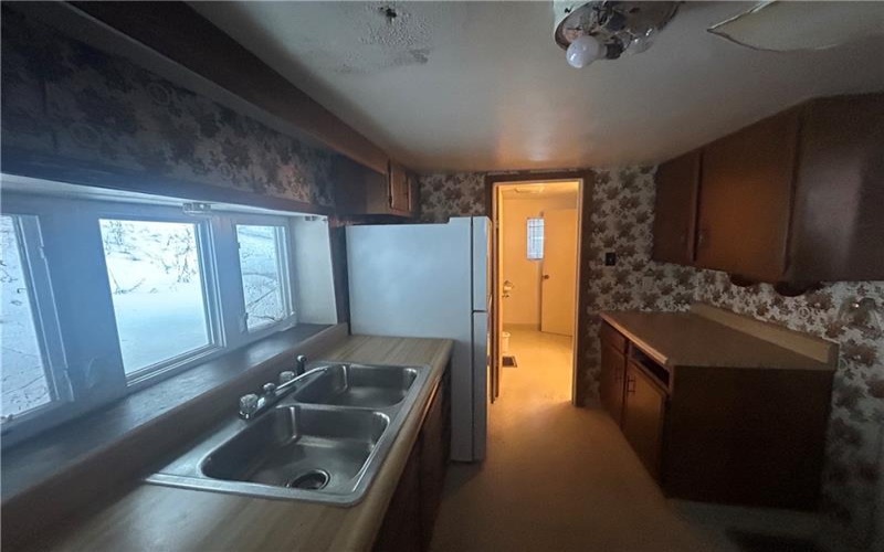 2127 980 Rd, Mc Donald, 15057, 2 Bedrooms Bedrooms, ,1 BathroomBathrooms,Residential,For Sale,980 Rd,1688826