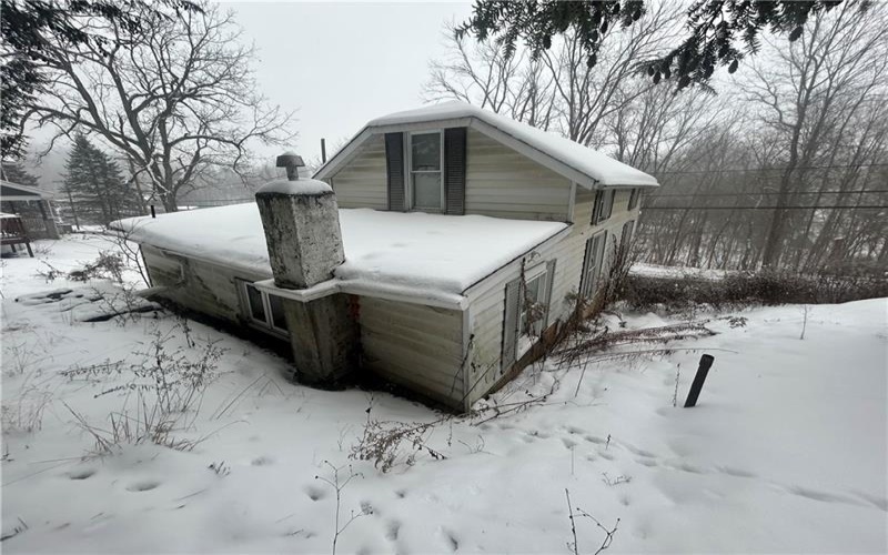 2127 980 Rd, Mc Donald, 15057, 2 Bedrooms Bedrooms, ,1 BathroomBathrooms,Residential,For Sale,980 Rd,1688826