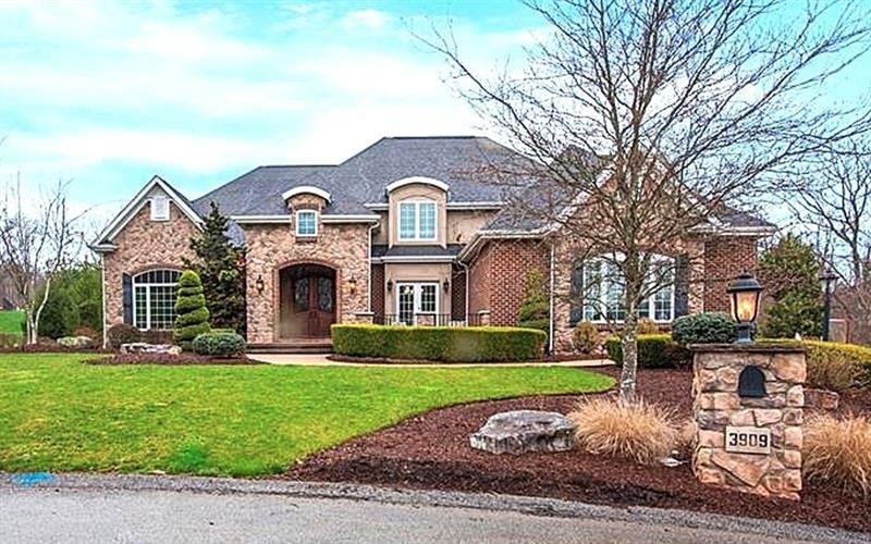 3909 Curlytail Court, Murrysville, 15668, 5 Bedrooms Bedrooms, 14 Rooms Rooms,5.1 BathroomsBathrooms,Residential,For Sale,Curlytail Court,1695304
