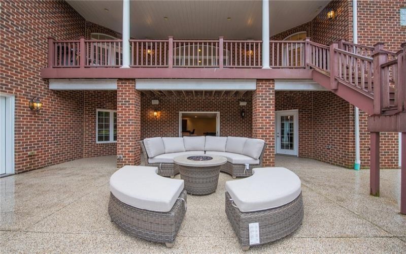3909 Curlytail Court, Murrysville, 15668, 5 Bedrooms Bedrooms, 14 Rooms Rooms,5.1 BathroomsBathrooms,Residential,For Sale,Curlytail Court,1695304