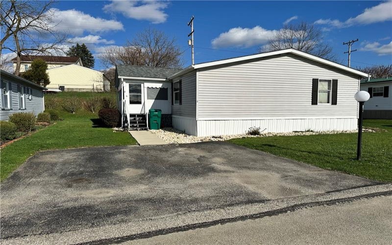93 Reagan Rd, Mount Pleasant, 15666, 3 Bedrooms Bedrooms, ,2 BathroomsBathrooms,Residential,For Sale,Reagan Rd,1695538