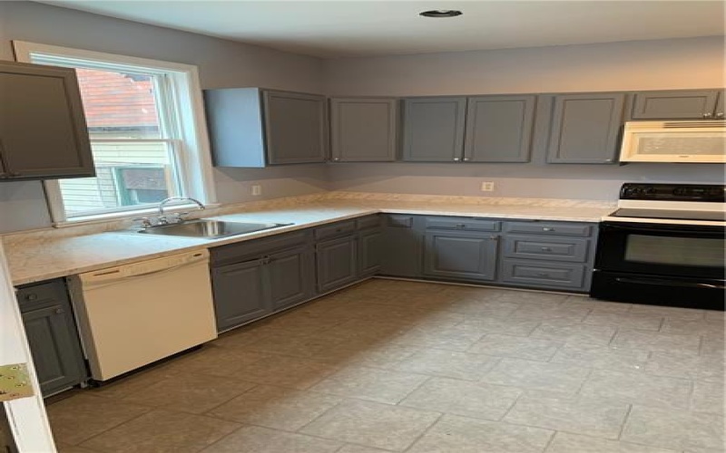 213 Longfellow Street, Vandergrift, 15690, 3 Bedrooms Bedrooms, ,1.1 BathroomsBathrooms,Residential,For Sale,Longfellow Street,1695671