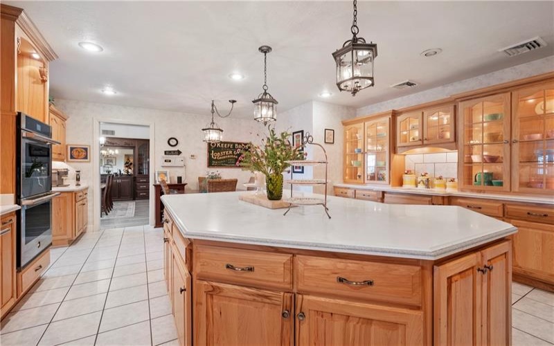 620 North Franklin Ave, Somerset, 15501, 4 Bedrooms Bedrooms, 10 Rooms Rooms,4.2 BathroomsBathrooms,Residential,For Sale,North Franklin Ave,1695680