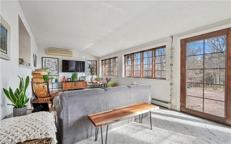 620 North Franklin Ave, Somerset, 15501, 4 Bedrooms Bedrooms, 10 Rooms Rooms,4.2 BathroomsBathrooms,Residential,For Sale,North Franklin Ave,1695680