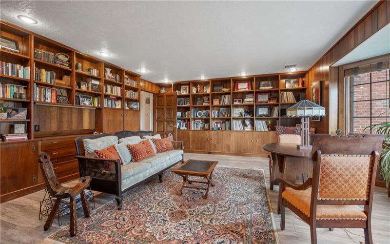 620 North Franklin Ave, Somerset, 15501, 4 Bedrooms Bedrooms, 10 Rooms Rooms,4.2 BathroomsBathrooms,Residential,For Sale,North Franklin Ave,1695680