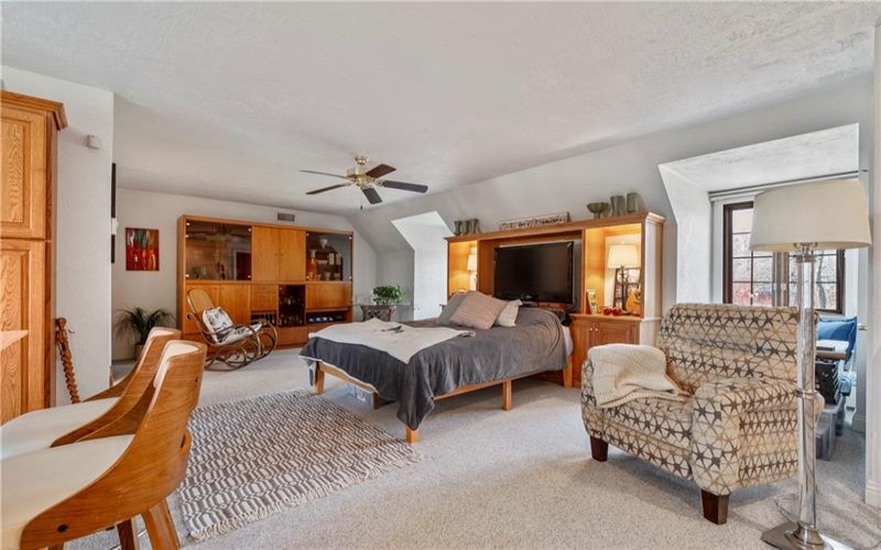 620 North Franklin Ave, Somerset, 15501, 4 Bedrooms Bedrooms, 10 Rooms Rooms,4.2 BathroomsBathrooms,Residential,For Sale,North Franklin Ave,1695680