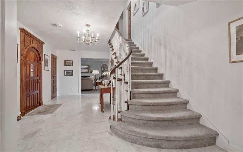 620 North Franklin Ave, Somerset, 15501, 4 Bedrooms Bedrooms, 10 Rooms Rooms,4.2 BathroomsBathrooms,Residential,For Sale,North Franklin Ave,1695680