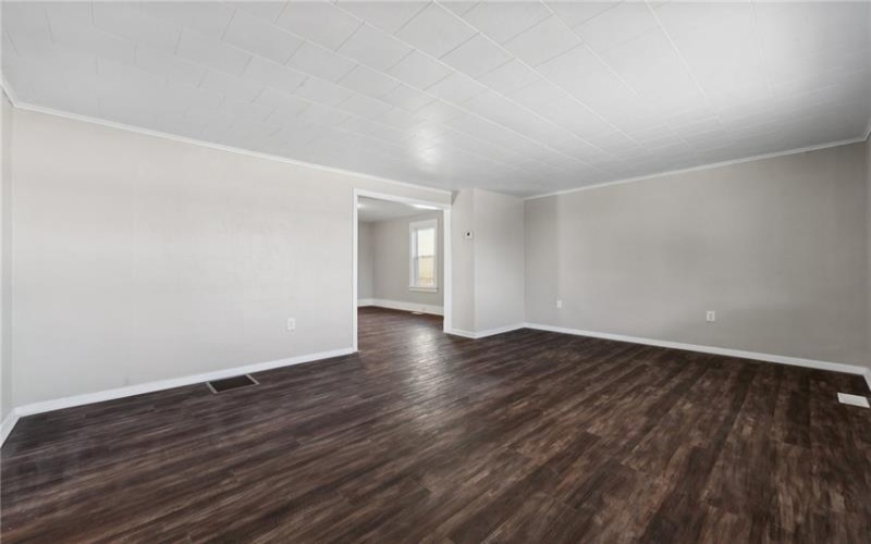 310 Diamond St, Mount Pleasant, 15666, 3 Bedrooms Bedrooms, 7 Rooms Rooms,2 BathroomsBathrooms,Residential,For Sale,Diamond St,1677105
