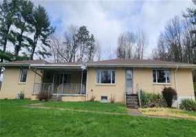 2898 Jefferson Ave, Washington, 15301, 2 Bedrooms Bedrooms, ,1.1 BathroomsBathrooms,Lease,For Sale,Jefferson Ave,1695432