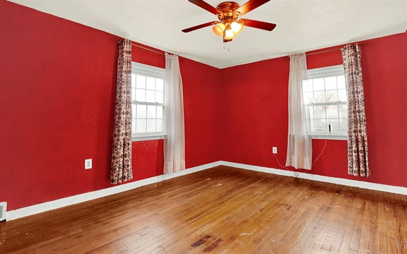 329 Margaret St, Jeannette, 15644, 4 Bedrooms Bedrooms, ,2 BathroomsBathrooms,Residential,For Sale,Margaret St,1695480