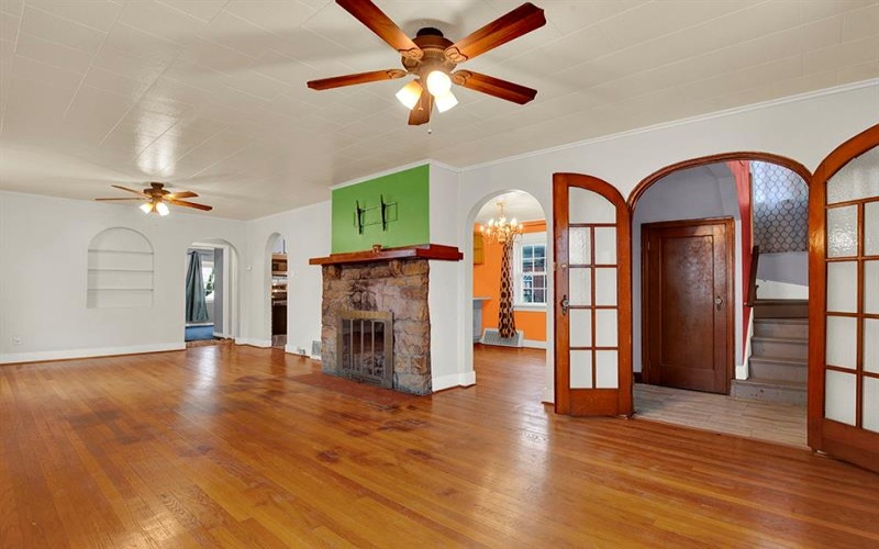 329 Margaret St, Jeannette, 15644, 4 Bedrooms Bedrooms, ,2 BathroomsBathrooms,Residential,For Sale,Margaret St,1695480