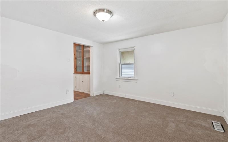 135 ShermanAvenue, Vandegrift, 15690, 2 Bedrooms Bedrooms, 6 Rooms Rooms,1 BathroomBathrooms,Residential,For Sale,ShermanAvenue,1695588