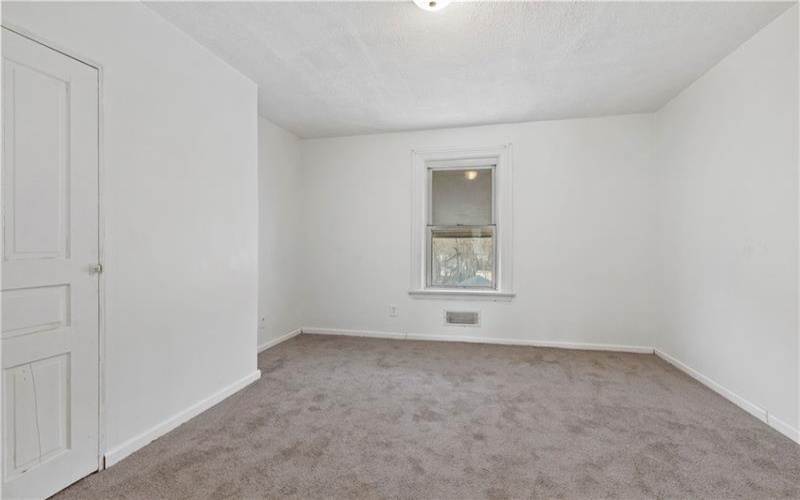 135 ShermanAvenue, Vandegrift, 15690, 2 Bedrooms Bedrooms, 6 Rooms Rooms,1 BathroomBathrooms,Residential,For Sale,ShermanAvenue,1695588