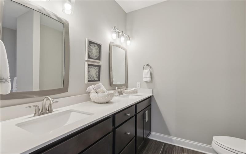 1501 Highland Dr, Finleyville, 15332, 2 Bedrooms Bedrooms, 8 Rooms Rooms,2 BathroomsBathrooms,Residential,For Sale,Highland Dr,1695629