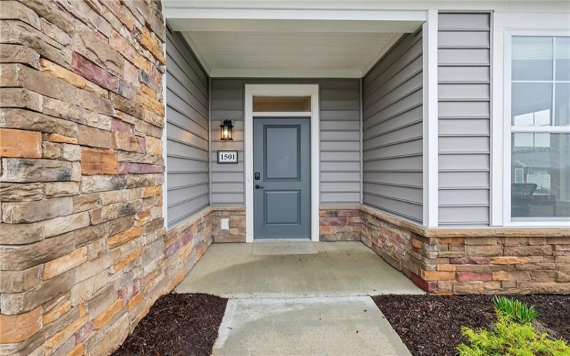 1501 Highland Dr, Finleyville, 15332, 2 Bedrooms Bedrooms, 8 Rooms Rooms,2 BathroomsBathrooms,Residential,For Sale,Highland Dr,1695629