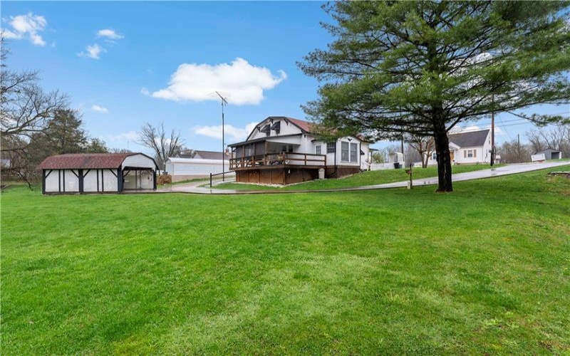 313 Market St, Carmichaels, 15320, 3 Bedrooms Bedrooms, 7 Rooms Rooms,1.1 BathroomsBathrooms,Residential,For Sale,Market St,1695710