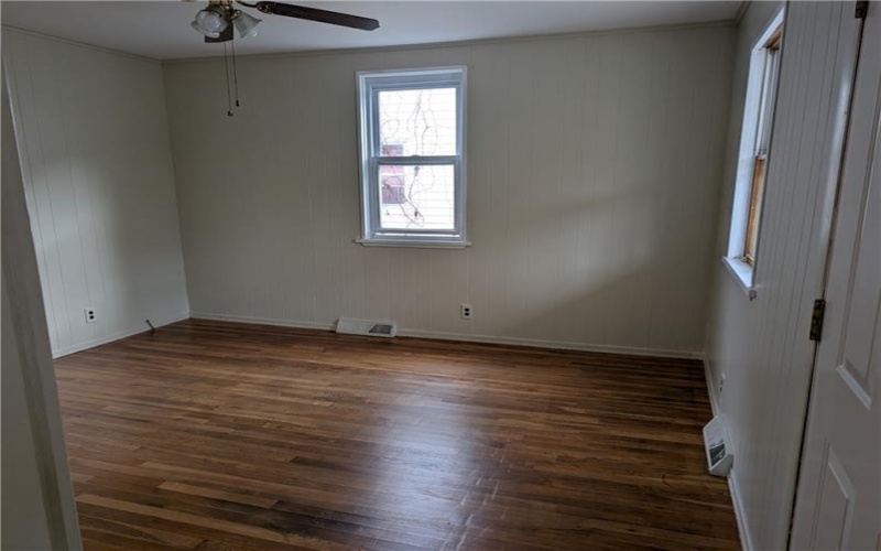 623 Conrad, Charleroi, 15022, 2 Bedrooms Bedrooms, ,1.1 BathroomsBathrooms,Lease,For Sale,Conrad,1695729
