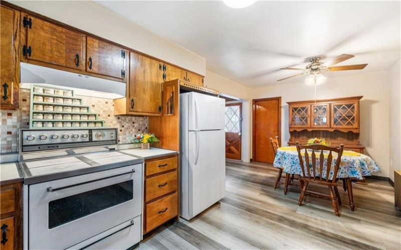 210 Braddock Rd, Mt Pleasant, 15666, 3 Bedrooms Bedrooms, ,1.1 BathroomsBathrooms,Residential,For Sale,Braddock Rd,1695755