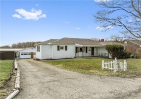 210 Braddock Rd, Mt Pleasant, 15666, 3 Bedrooms Bedrooms, ,1.1 BathroomsBathrooms,Residential,For Sale,Braddock Rd,1695755