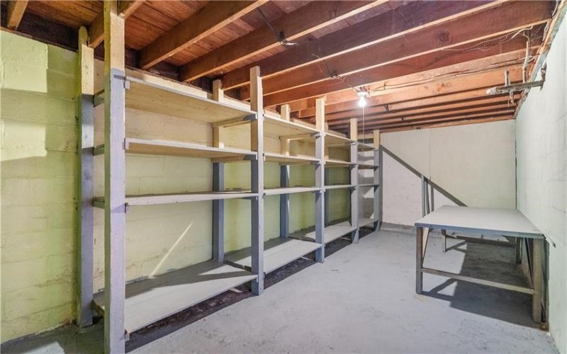 210 Braddock Rd, Mt Pleasant, 15666, 3 Bedrooms Bedrooms, ,1.1 BathroomsBathrooms,Residential,For Sale,Braddock Rd,1695755