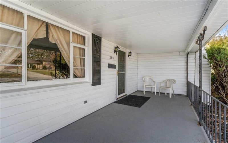 210 Braddock Rd, Mt Pleasant, 15666, 3 Bedrooms Bedrooms, ,1.1 BathroomsBathrooms,Residential,For Sale,Braddock Rd,1695755
