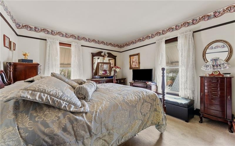 16 Elm St, Burgettstown, 15021, 3 Bedrooms Bedrooms, ,1.1 BathroomsBathrooms,Residential,For Sale,Elm St,1695758