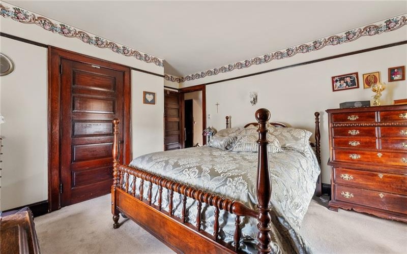 16 Elm St, Burgettstown, 15021, 3 Bedrooms Bedrooms, ,1.1 BathroomsBathrooms,Residential,For Sale,Elm St,1695758