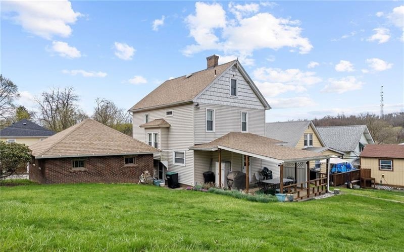 16 Elm St, Burgettstown, 15021, 3 Bedrooms Bedrooms, ,1.1 BathroomsBathrooms,Residential,For Sale,Elm St,1695758