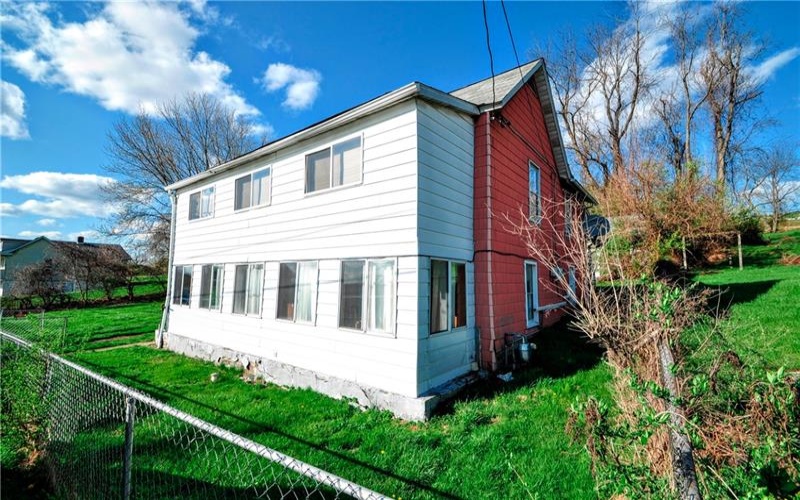 2014 5th St, Cardale, 15420, 3 Bedrooms Bedrooms, 8 Rooms Rooms,2 BathroomsBathrooms,Residential,For Sale,5th St,1695763