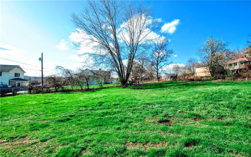 2014 5th St, Cardale, 15420, 3 Bedrooms Bedrooms, 8 Rooms Rooms,2 BathroomsBathrooms,Residential,For Sale,5th St,1695763