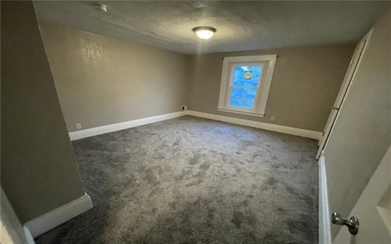 312 JACKSON AVENUE, 15690, 15690, 2 Bedrooms Bedrooms, ,1 BathroomBathrooms,Lease,For Sale,JACKSON AVENUE,1695817