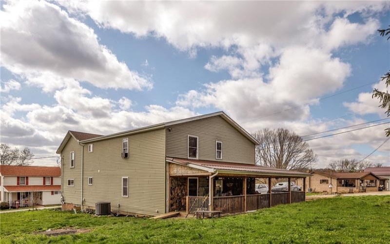 322 17th St, Derry, 15627, 4 Bedrooms Bedrooms, 8 Rooms Rooms,2 BathroomsBathrooms,Residential,For Sale,17th St,1695715