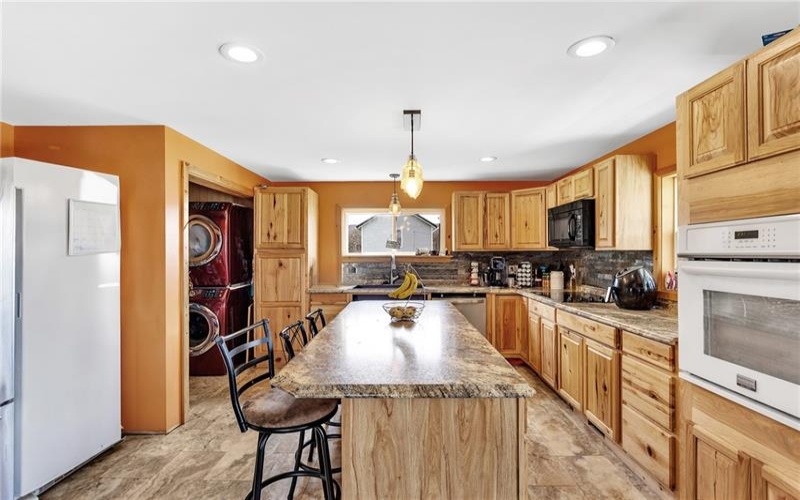 322 17th St, Derry, 15627, 4 Bedrooms Bedrooms, 8 Rooms Rooms,2 BathroomsBathrooms,Residential,For Sale,17th St,1695715