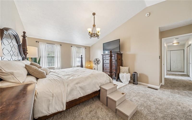 226 Chanticleer Circle, New Stanton, 15672, 4 Bedrooms Bedrooms, 9 Rooms Rooms,2.2 BathroomsBathrooms,Residential,For Sale,Chanticleer Circle,1695546