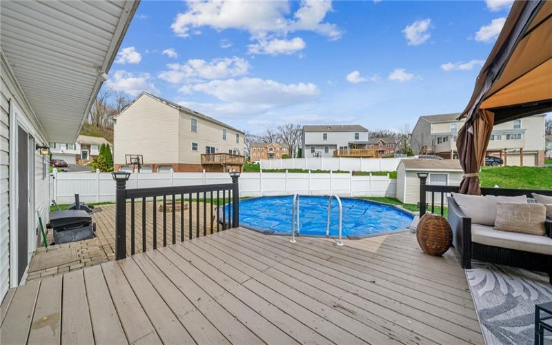226 Chanticleer Circle, New Stanton, 15672, 4 Bedrooms Bedrooms, 9 Rooms Rooms,2.2 BathroomsBathrooms,Residential,For Sale,Chanticleer Circle,1695546