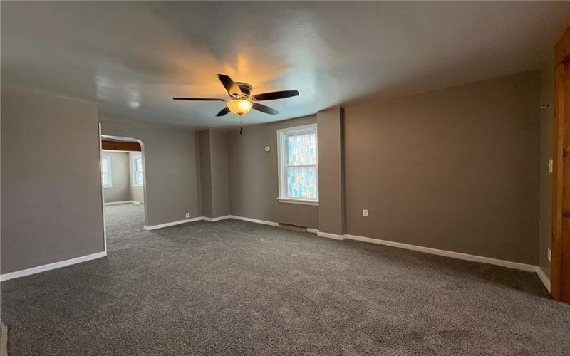 311 1/2 Beech Street, Vandergrift, 15690, 2 Bedrooms Bedrooms, 5 Rooms Rooms,2 BathroomsBathrooms,Residential,For Sale,Beech Street,1692659