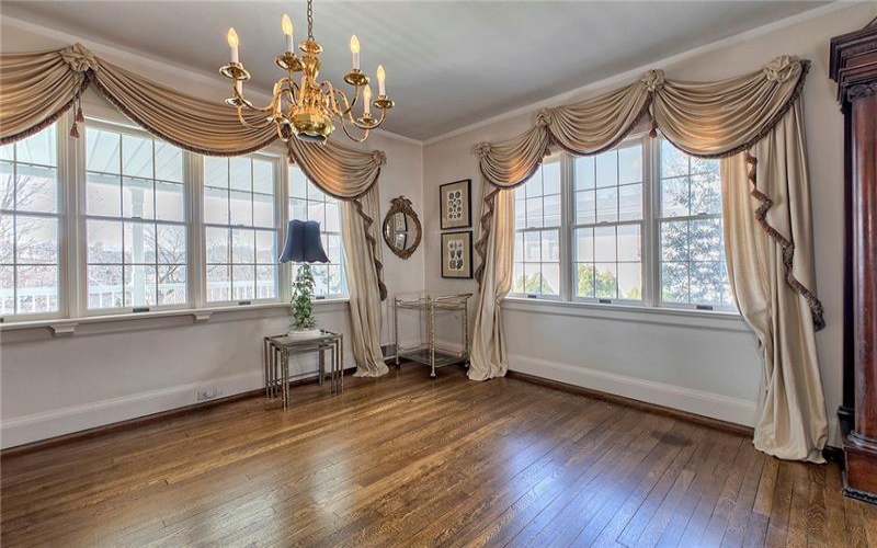 552 Maple Avenue, City of Greensburg, 15601, 4 Bedrooms Bedrooms, 10 Rooms Rooms,2 BathroomsBathrooms,Residential,For Sale,Maple Avenue,1695333