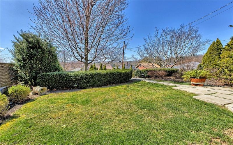 552 Maple Avenue, City of Greensburg, 15601, 4 Bedrooms Bedrooms, 10 Rooms Rooms,2 BathroomsBathrooms,Residential,For Sale,Maple Avenue,1695333
