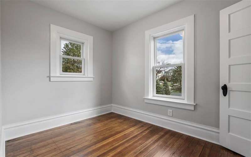 222 4th St, Mc Donald, 15057, 4 Bedrooms Bedrooms, 7 Rooms Rooms,3 BathroomsBathrooms,Residential,For Sale,4th St,1695451