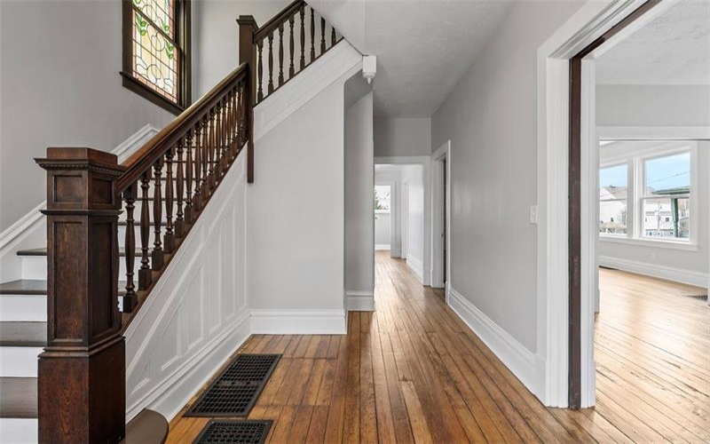 222 4th St, Mc Donald, 15057, 4 Bedrooms Bedrooms, 7 Rooms Rooms,3 BathroomsBathrooms,Residential,For Sale,4th St,1695451