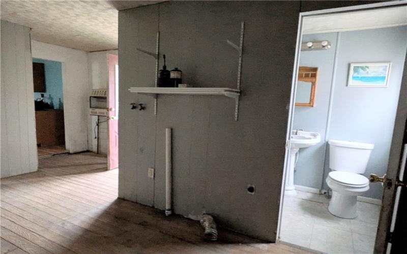 723 Broadford Rd, Connellsville, 15425, 3 Bedrooms Bedrooms, 7 Rooms Rooms,1 BathroomBathrooms,Residential,For Sale,Broadford Rd,1696161