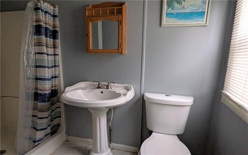723 Broadford Rd, Connellsville, 15425, 3 Bedrooms Bedrooms, 7 Rooms Rooms,1 BathroomBathrooms,Residential,For Sale,Broadford Rd,1696161