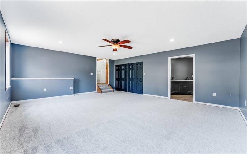 223 Emerson Ln, Uniontown, 15401, 4 Bedrooms Bedrooms, ,2.1 BathroomsBathrooms,Residential,For Sale,Emerson Ln,1692969