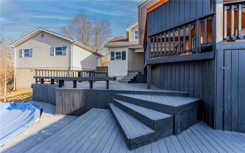 223 Emerson Ln, Uniontown, 15401, 4 Bedrooms Bedrooms, ,2.1 BathroomsBathrooms,Residential,For Sale,Emerson Ln,1692969